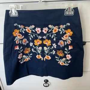 gorgeous navy embroidered mini skirt